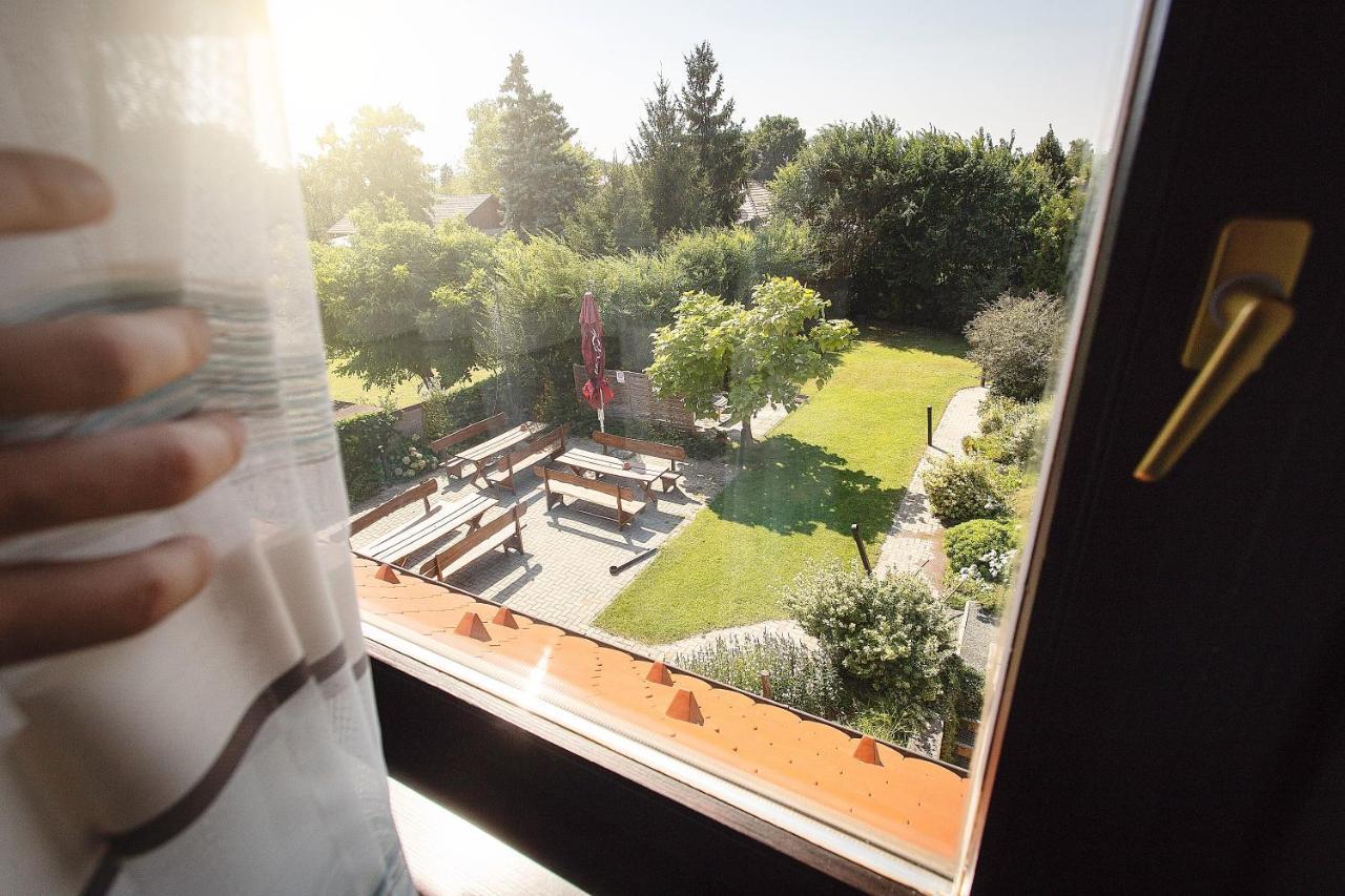 Castrum Vendégház Szigetszentmárton Exterior foto