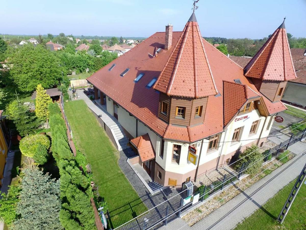Castrum Vendégház Szigetszentmárton Exterior foto